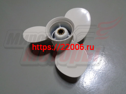 Винт 9 1/4*8 (шаг 8) (8 шлицов) (9,9-20НР) (YAMAHA)