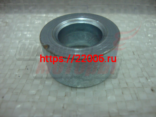 Втулка оси заднего колеса 17х14х14 левая (основания задней звезды) OPTIMUS