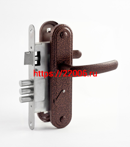 Замок Omega (Омега) врезной сувальдный с защёлкой в комплекте с ручкой ЗВ9.1-02 (медь), 3 кл. Замок Omega (Омега) врезной сувальдный с защёлкой в комплекте с ручкой ЗВ9.1-02 (медь), 3 кл.